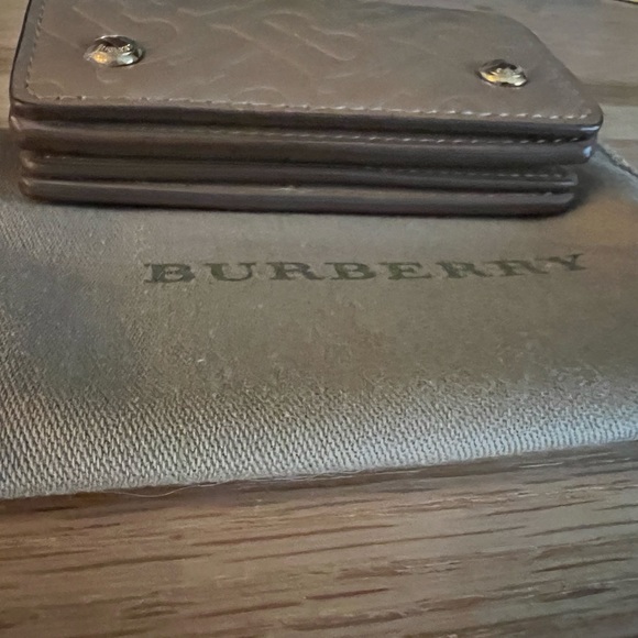 New BURBERRY/ Tan Monogram Card and Coin Case - Picture 8 of 16